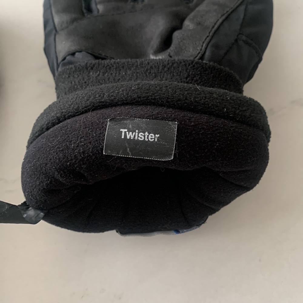 Grandoe Winter Gloves (Womens) - Picture 8 of 8